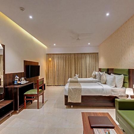 Guruprerna Beacon Resort, Dwarka Екстериор снимка