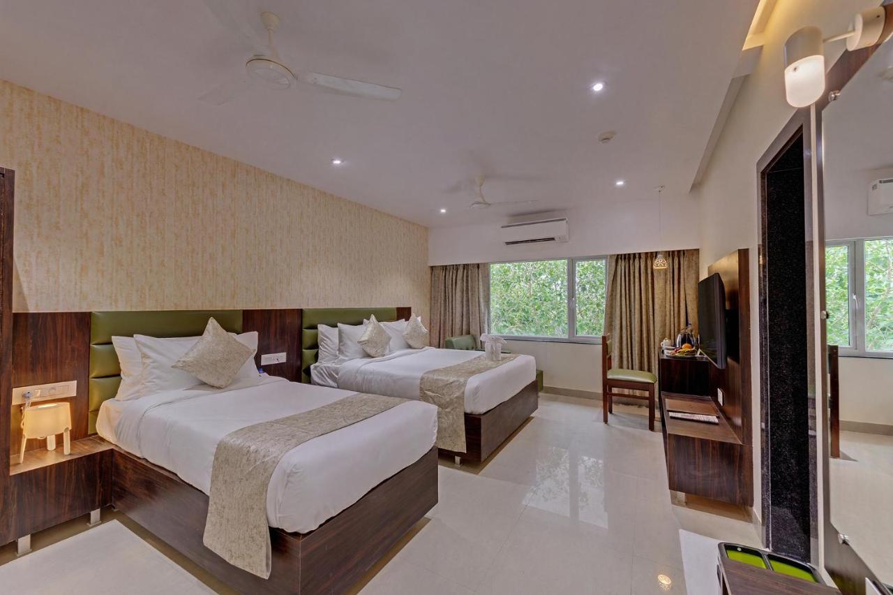 Guruprerna Beacon Resort, Dwarka Екстериор снимка